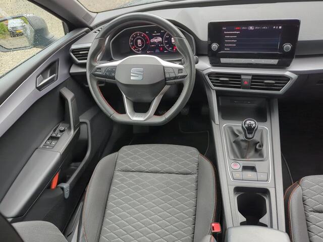 Seat LEON Sportstourer 1.0 TSI 110pk FR / Navigatie via App Connect / Parkeersensoren – foto 4