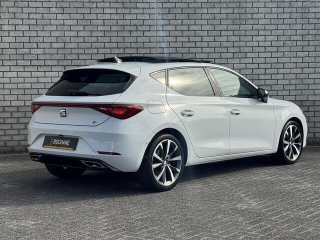 Seat LEON 1.5 eTSI FR Launch Edition | Schuif /- kanteldak | Stuur / Stoelverwarming | Achteruitrijcamera |