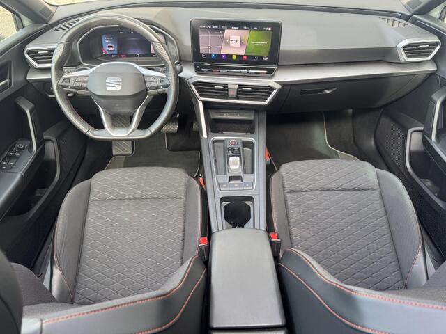 Seat LEON 1.5 eTSI FR Launch Edition | Schuif /- kanteldak | Stuur / Stoelverwarming | Achteruitrijcamera |