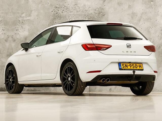 Seat LEON 1.4 TSI ACT FR Dynamic X Sport 150Pk Automaat (PANORAMADAK, NAVIGATIE, LEDER/ALCANTARA, STOELVERWARMING, ADAPTIVE CRUISE, GETINT GLAS, LED KOPLAMPEN, NIEUWSTAAT)