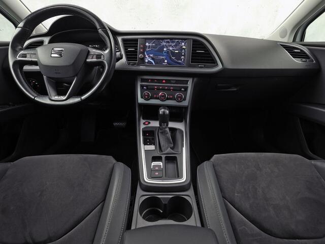 Seat LEON 1.4 TSI ACT FR Dynamic X Sport 150Pk Automaat (PANORAMADAK, NAVIGATIE, LEDER/ALCANTARA, STOELVERWARMING, ADAPTIVE CRUISE, GETINT GLAS, LED KOPLAMPEN, NIEUWSTAAT)