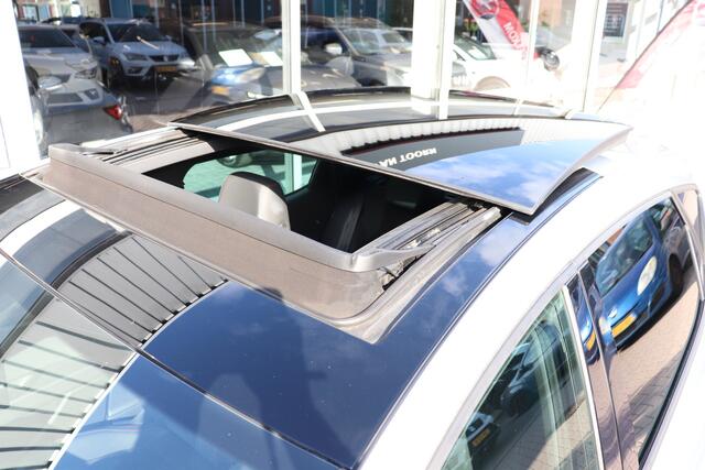 Seat LEON 1.5 TSI FR Ultimate Edition Black. Automaat , panoramadak.