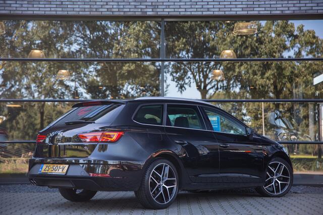 Seat LEON ST 1.5 TSI FR Business Intense , Pano, Beats, Adap. Cruise, Virt. Cockpit