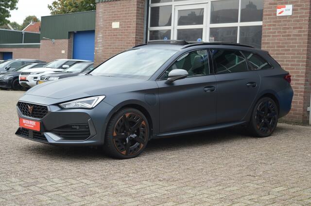 Seat LEON Sportstourer 1.4 e-Hyb Copper Edition | PANO - CAMERA