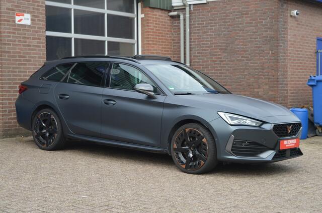 Seat LEON Sportstourer 1.4 e-Hyb Copper Edition | PANO - CAMERA