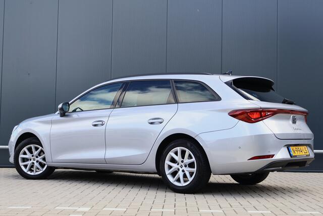 Seat LEON Sportstourer 1.0 TSI Style Business Intense | Wegklapbare Trekhaak | Camera | Adaptieve Cruise Control | Apple Carplay / Android Auto