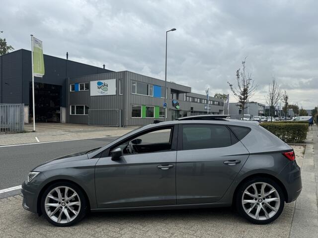 Seat LEON FR 1.4TSI DSG PANO XENON ACC ALCAN FULL