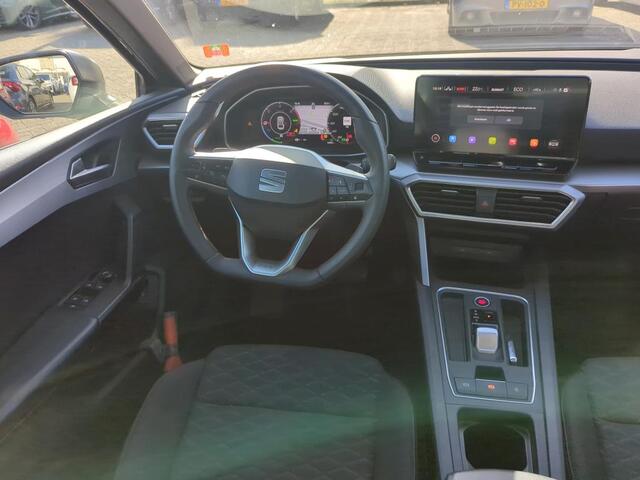 Seat LEON Sportstourer 1.4 TSI eHybrid PHEV FR / AUTOMAAT/ PANO/ ACC/ PARK.SENSOR.V+A/ CAMERA/ STUUR+STOELVERWARM./ DIGITAL DASH/ NAVI/ CLIMA/ LED/ 18'' LMV – foto 6