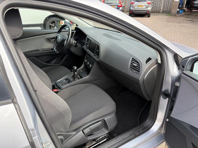Seat LEON ST 1.0 EcoTSI Style Business Intense TREKHAAK CRUISE NAVI CARPLAY – foto 5