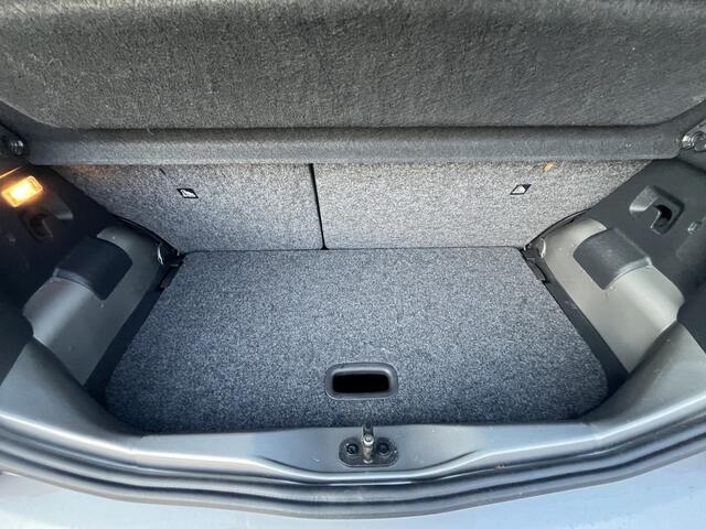 Seat MII 1.0 Style Intense Airco Cruise Bluetooth Pdc Nap