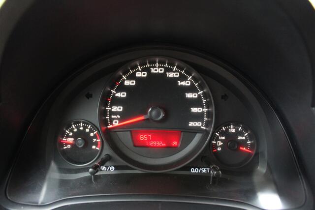Seat MII 1.0i "Style" Airco - Cruise - 5 Deurs !!!