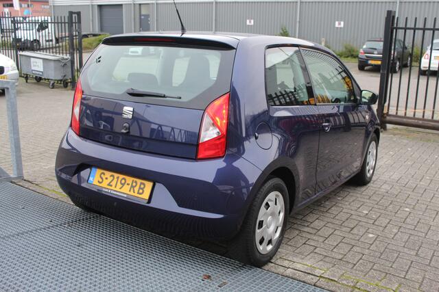 Seat MII 1.0 Reference Navigatie/Parkeersensoren/Airco/Bluetooth/Elektrische ramen/Centrale vergrendeling