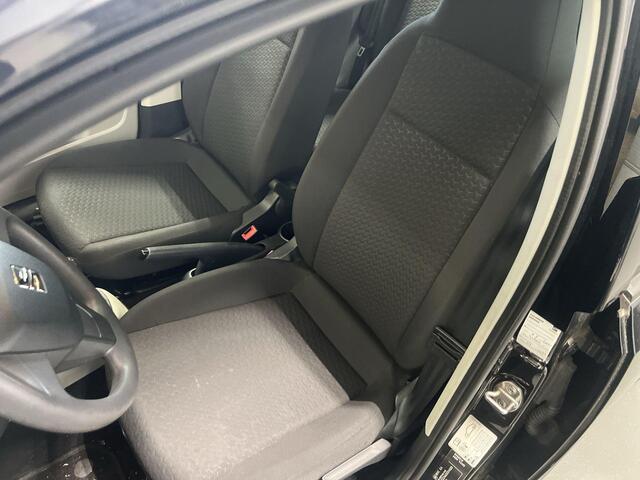 Seat MII 1.0 60pk Style Intense · Cruise Control · P-Sensoren · Airco · Radio · Bluetooth · 14'' Inch ·