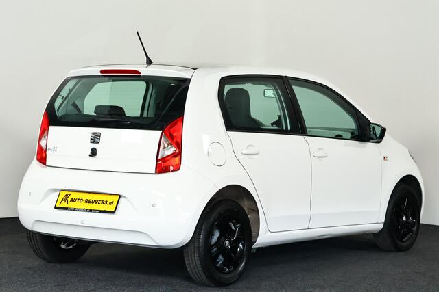 Seat MII 1.0 Style / Bluetooth / 4s band / Cruisecontrol