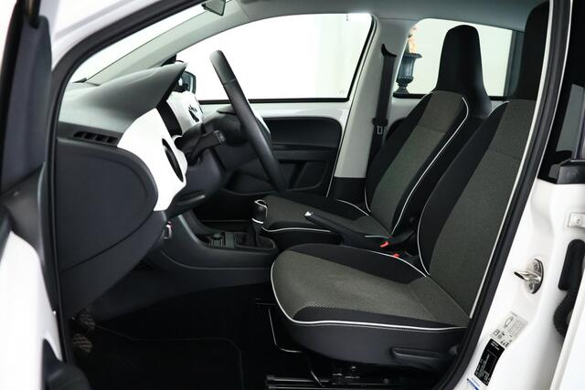 Seat MII 1.0 Style / Bluetooth / 4s band / Cruisecontrol