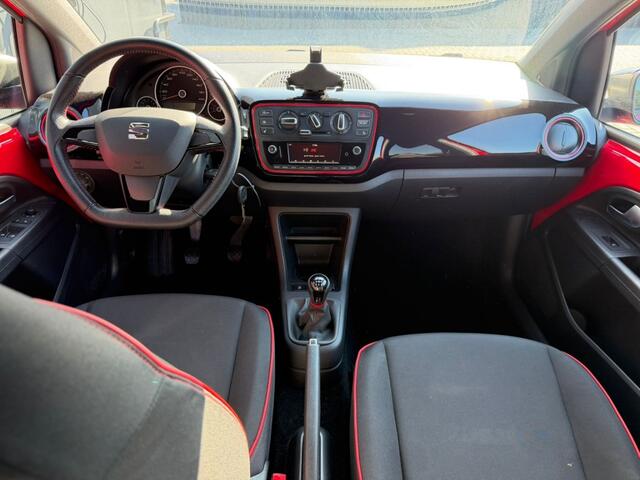 Seat MII 1.0 FR Intense 75pk / Pdc A / Cruisecontrol / Stoelverwarming / LM velgen