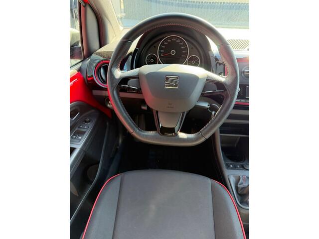 Seat MII 1.0 FR Intense 75pk / Pdc A / Cruisecontrol / Stoelverwarming / LM velgen