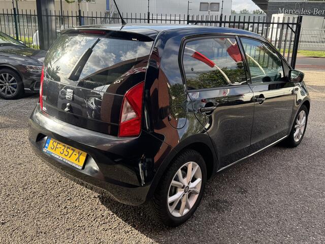 Seat MII 1.0 Sport Intense // AIRCO // PARKEER SENSOREN // 5-DEURS // CRUISE // BLUETOOTH //