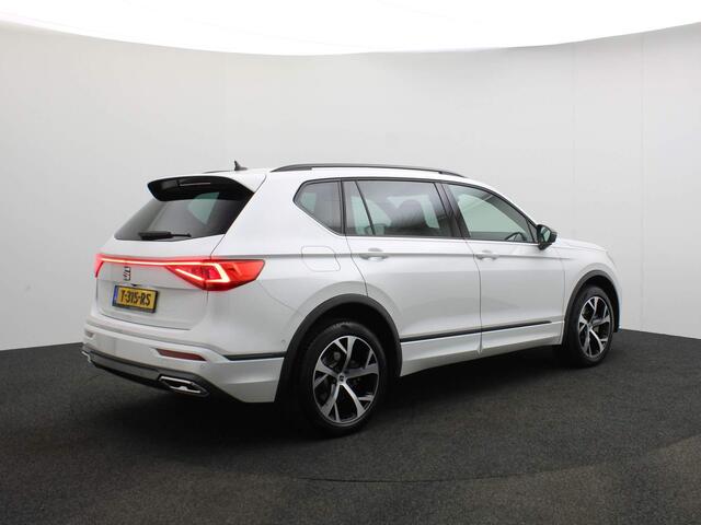Seat Tarraco FR Business 1.4 TSI e-Hybrid 245pk DSG Automaat Adaptive cruise control, Navigatie, Achteruitrijcamera, LED verlichting, Stuurwiel verwarmd, Parkeersensoren