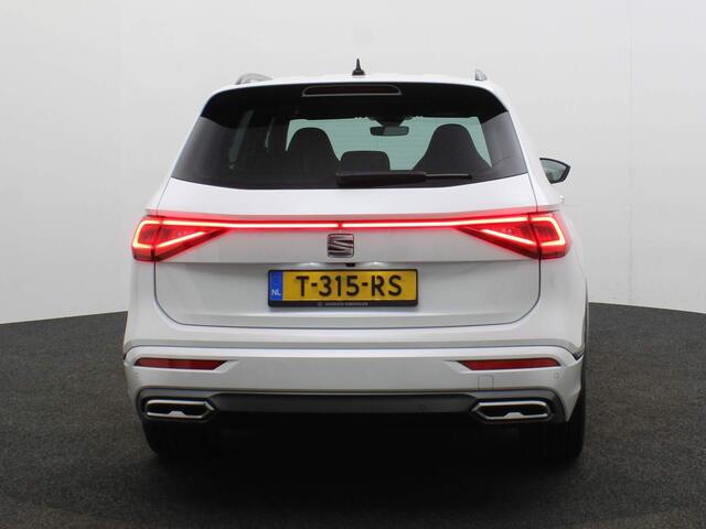 Seat Tarraco FR Business 1.4 TSI e-Hybrid 245pk DSG Automaat Adaptive cruise control, Navigatie, Achteruitrijcamera, LED verlichting, Stuurwiel verwarmd, Parkeersensoren