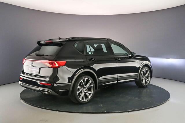 Seat Tarraco FR Business Intense 1.5 TSI 150pk DSG Automaat Trekhaak, Panoramadak, 360 camera, Elektrische achterklep, Adaptive cruise control, Achteruitrijcamera, Stuurwiel verwarmd