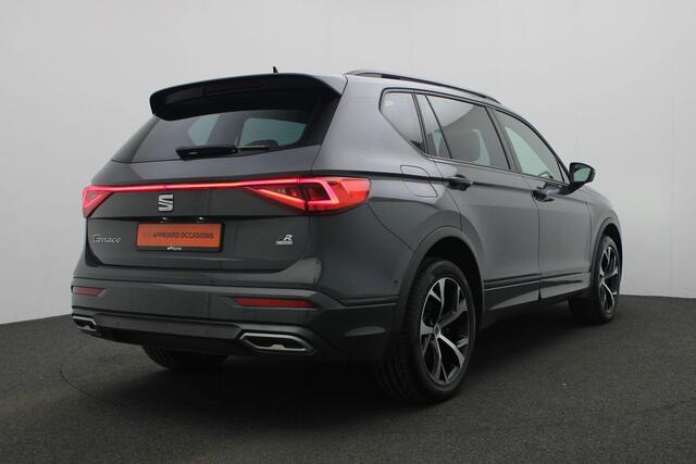 Seat Tarraco 1.4 TSI 245 pk DSG e-Hybrid PHEV FR Business Intense | Panoramadak | Trekhaak | Geheugenstoel | Adaptief onderstel | Achteruitrijcamera | Stoel-/achterbankverwarming | Navigatie