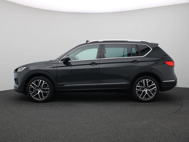 Seat Tarraco 1.4 TSI e-Hybrid PHEV Xperience 245PK DSG full led, trekhaak, standkachel, 360gr. camera, schuif-kanteldak, adaptive cruise, side assist, stoelverwarming voor & achter, alarm, keyless, 20" lichtmetaal