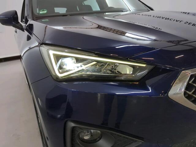 Seat Tarraco 1.5 TSI Excellence Business Intense / Metallic/ Digitale cockpit/ Led/ Keyless Start/ Elec. Achterklep/ Camera/ Zwenkhaak / Clima/ Navi/ 19 lmv
