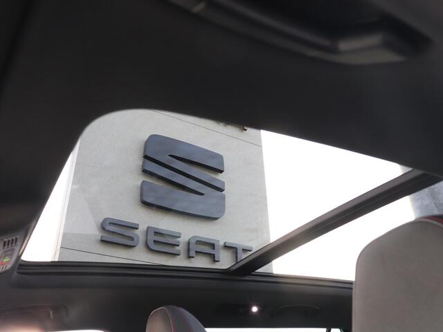Seat Tarraco FR Business 1.4 TSI e-Hybrid PHEV 245pk | Panoramadak | 20" lichtmetalen velgen | Stoelverwarming | Elektrische achterklep | Keyless entry & go |