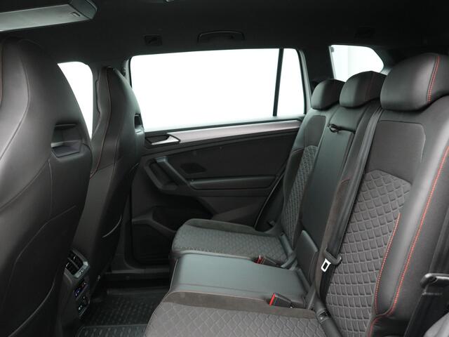 Seat Tarraco 1.4 TSI e-Hybrid FR Plug in Hybrid 245pk PHEV | Trekhaak af Fabriek | Adaptive Cruise | 360 Camera | Half Lederen Sportstoelen Memory | Carplay | Keyless |