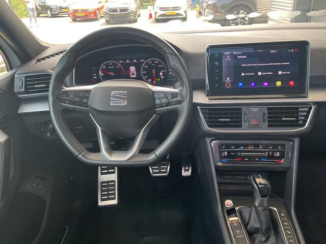 Seat Tarraco 1.4 TSI e-Hybrid PHEV 245pk DSG FR / Panoramadak / Zwenkbare Trekhaak / Elek Achterklep Met Virtual Pedal / Camera / LED / Stoelverwarming Voor & Achter / 3 Zone climate control / 20'' LMV