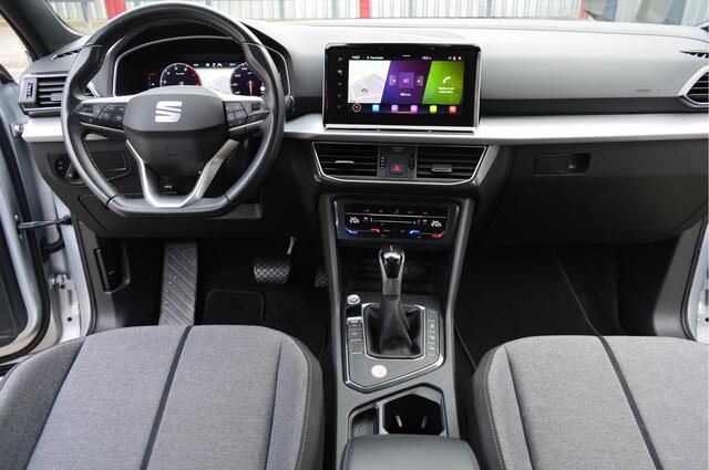 Seat Tarraco 1.5 TSI Style Business Intense 7p. O.a: Trekhaak, Clima, Navi, Carplay, PDC, Camera, Etc. All-in prijs!