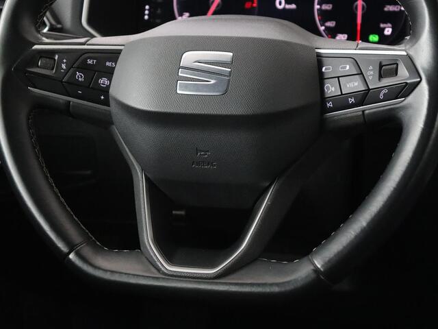 Seat Tarraco 1.5 TSI Style 7-Persoons | Trekhaak | Park Assist | Camera | Carplay | 18'' | Climate control | Cruise control | Full LED