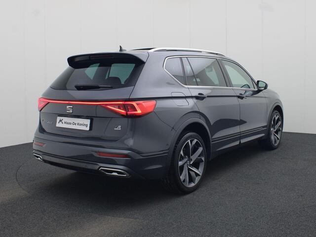 Seat Tarraco 1.4TSIe-Hybrid 180kW/245PK PHEV FR DSG · Panoramadak · Trekhaak · Camera · Apple/Android Car Play · Stoelverwarming · Elektrische stoelverstelling ·