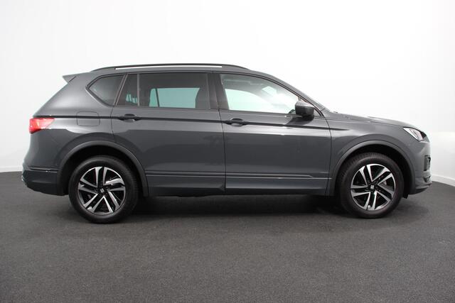 Seat Tarraco 1.5 TSI 150pk FR DSG 7p. | DEMO ! | Navigatie | Apple Carplay/Android Auto | Camera | Parkeer sensoren | Digitale Cockpit | Lichtmetalen velgen | Stoelverwarming | Stoel bestuurder electrisch verstelbaar