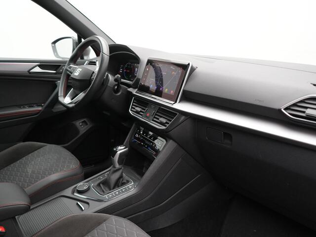 Seat Tarraco 1.4 TSI e-Hybrid FR Plug In Hybrid 245pk PHEV | Trekhaak Af Fabriek | Panodak | Adaptive Cruise | 360 Camera | Alcantara Sportstoelen Memory & Verwarmd | Sfeerverlichting | Stuur Verwarmd | Apple Carplay | Keyless | Blis | D