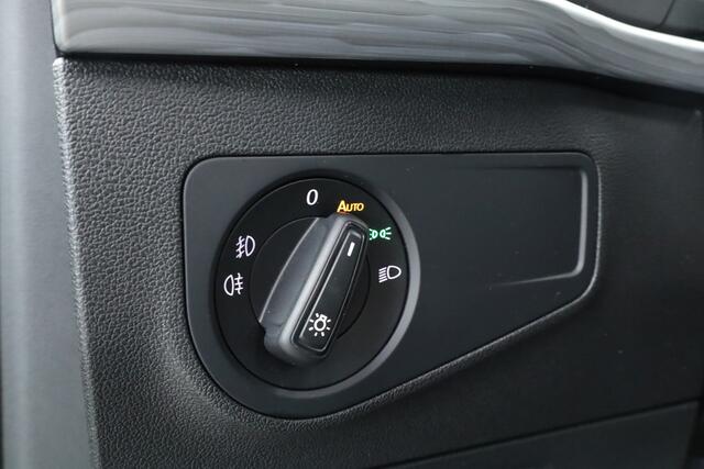 Seat Tarraco 1.4 TSI e-Hybrid PHEV Xperience Business Intense | Pano | Dig. Cockpit | Elek. Trekhaak | Adapt. Cruise | CarPlay | Dodehoek | Camera + PDC