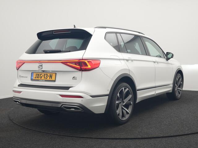 Seat Tarraco 1.4 TSI e-Hybrid FR Plug In Hybrid 245pk Dealer O.H. PHEV | Trekhaak Af Fabriek | Adaptive Cruise | 360 Camera | Alcantara Sportstoelen Memory & Verwarmd | Sfeerverlichting | Stuur Verwarmd | Keyless | Apple Carplay | Navigatie | DAB |