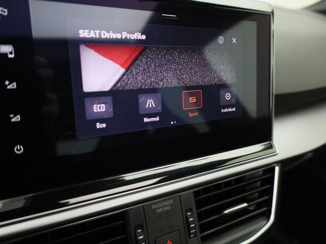 Seat Tarraco 1.4TSIe-Hybrid 180kW/245P PHEV FR Business Intense · Panoramadak · Trekhaak · Apple/Android Car Play · 360 gr. Camera ·