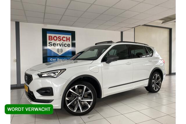 Seat Tarraco 1.4 TSI e-Hybrid PHEV FR Panoramadak/trekhaak /Apple carplay/android
