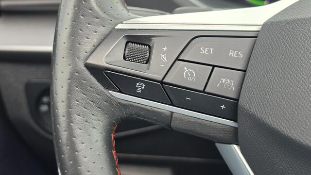 Seat Tarraco 1.4 TSI e-Hybrid PHEV FR Business Intense | Automaat | Pano | Stoel & Stuurverwarming | Carplay | Trekhaak | 360° camera | BTW