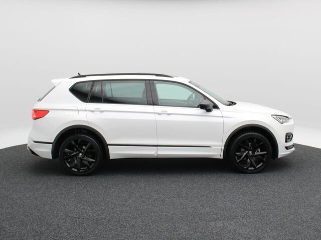Seat Tarraco 1.5 TSi 150 Pk Automaat FR Business Intense 7-Pers | 360 Camera | Panorama Dak | Full LED | Trekhaak | Carplay | navigatiesysteem | Climate Control | 20 Inch | 57.028 Km!!