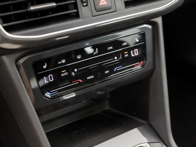 Seat Tarraco 1.4 TSI e-Hybrid PHEV FR Intense Sport 245Pk Automaat (PANORAMADAK, APPLE CARPLAY, MEMORY SEAT, 360 CAMERA, STOELVERWARMING ACHTERIN, KEYLESS, GETINT GLAS, STUURWIEL VERWARMD, NIEUWSTAAT)