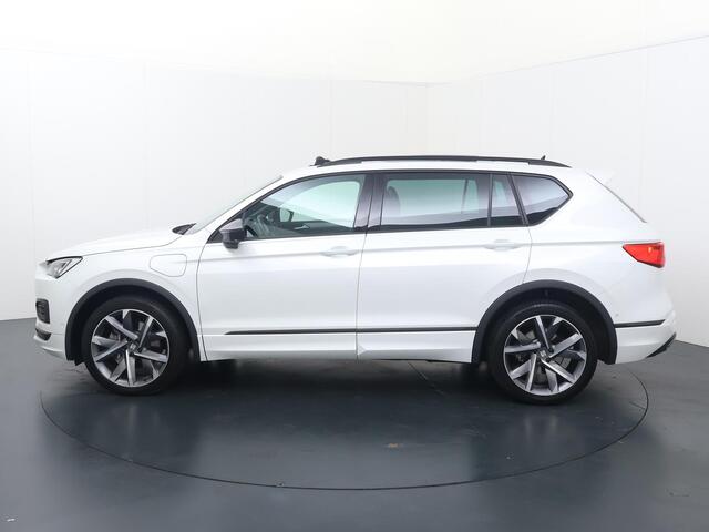Seat Tarraco 1.4 TSI e-Hybrid PHEV FR Business Intense | 245 PK | SoH 99% | Panoramadak | Virtual pedal achterklep | 20" LM velgen | Top view 360 | Adaptive cruise control |
