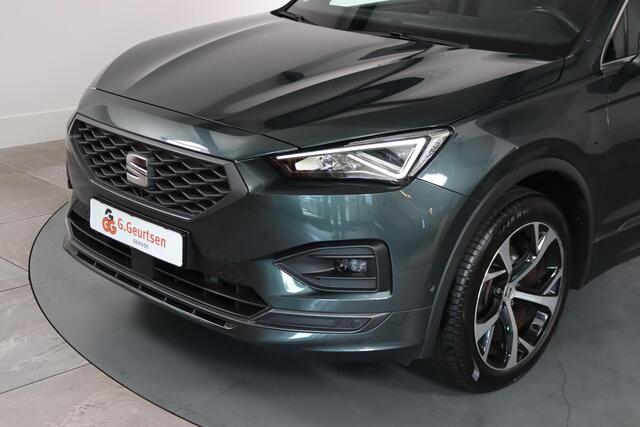 Seat Tarraco 1.5 TSI FR 7-Persoons Panoramadak, Trekhaak, Standkachel, ACC, Memory, Unieke kleur!