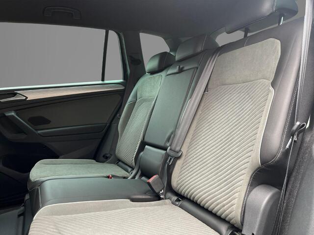 Seat Tarraco 1.4 TSI 245pk e-Hybrid Xperience Business Intense · Camera · Inklap. Trekhaak · Keyless · Stuur- & Stoelverwarming · Dodehoeksensor · Elek. Achterklep ·