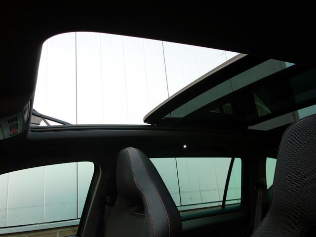 Seat Tarraco 1.5 TSI FR Business Intense, Automaat / Trekhaak / Panoramadak / Camera 360 / Virtual Cockpit / 20' Sportvelgen