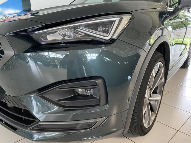 Seat Tarraco 1.4 TSI e-Hybrid PHEV FR Panoramadak / 360 camera /Trekhaak