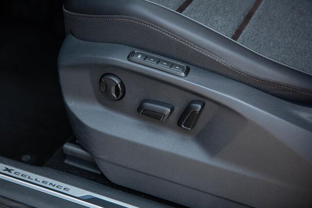 Seat Tarraco 1.4 TSI e-Hybrid PHEV Xcellence , SOH 91,1%, Trekhaak, Panoramadak, Apple Carplay, Adaptive cruise,