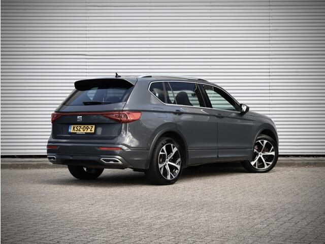 Seat Tarraco | FR e-Hybrid | SOH 96% | Adaptive Cruise | Trekhaak | Stoelverwarming | 360 | Carplay |